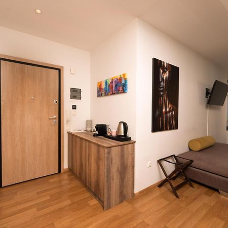 Luxury Suites Athens 2 ภายนอก รูปภาพ